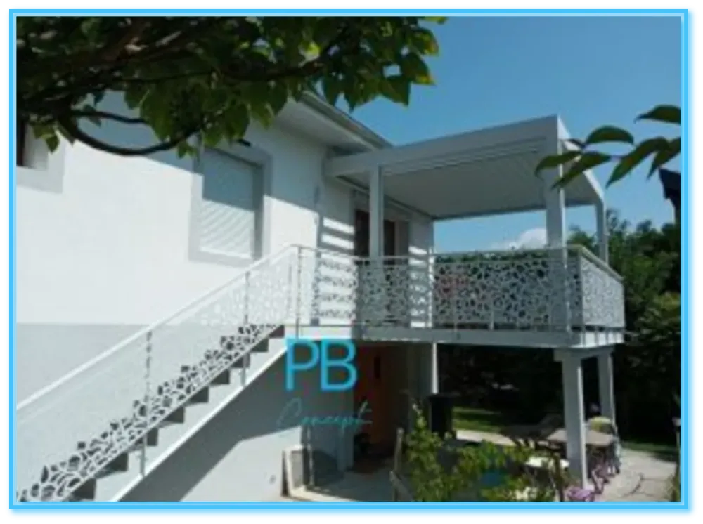 RAMBARDE ESCALIER ET TERRASSE EN DECOUPE LASER BLANC