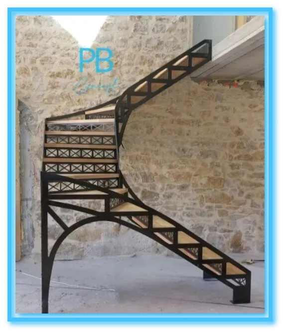 ESCALIER STYLE EIFFEL